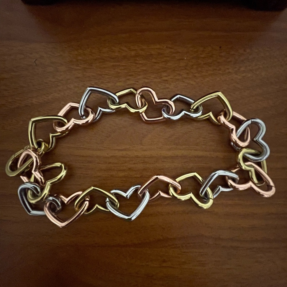 Bimba y Lola Tri-Color Heart Metal Link Necklace